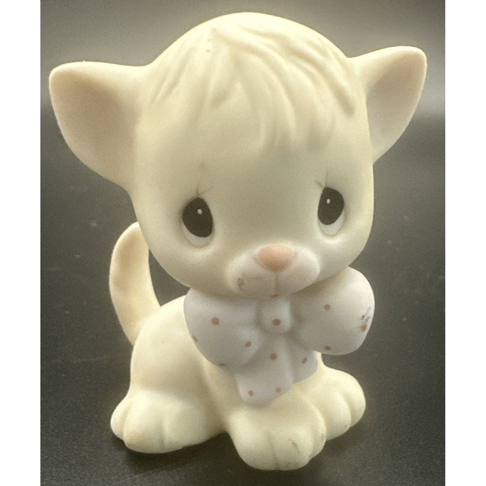Vintage 1982 Enesco Imports Precious Moments Kitten with Pink Polk Dot Bow E9267